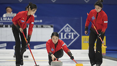 维尼修斯以 维尼修斯以